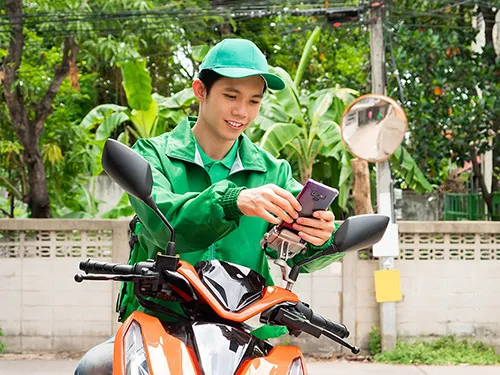 Courier delivering a TRT starter kit